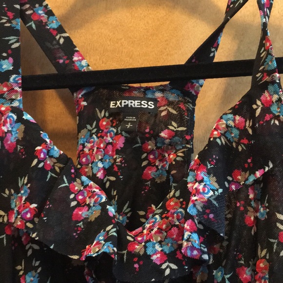 Top - Picture 5 of 7